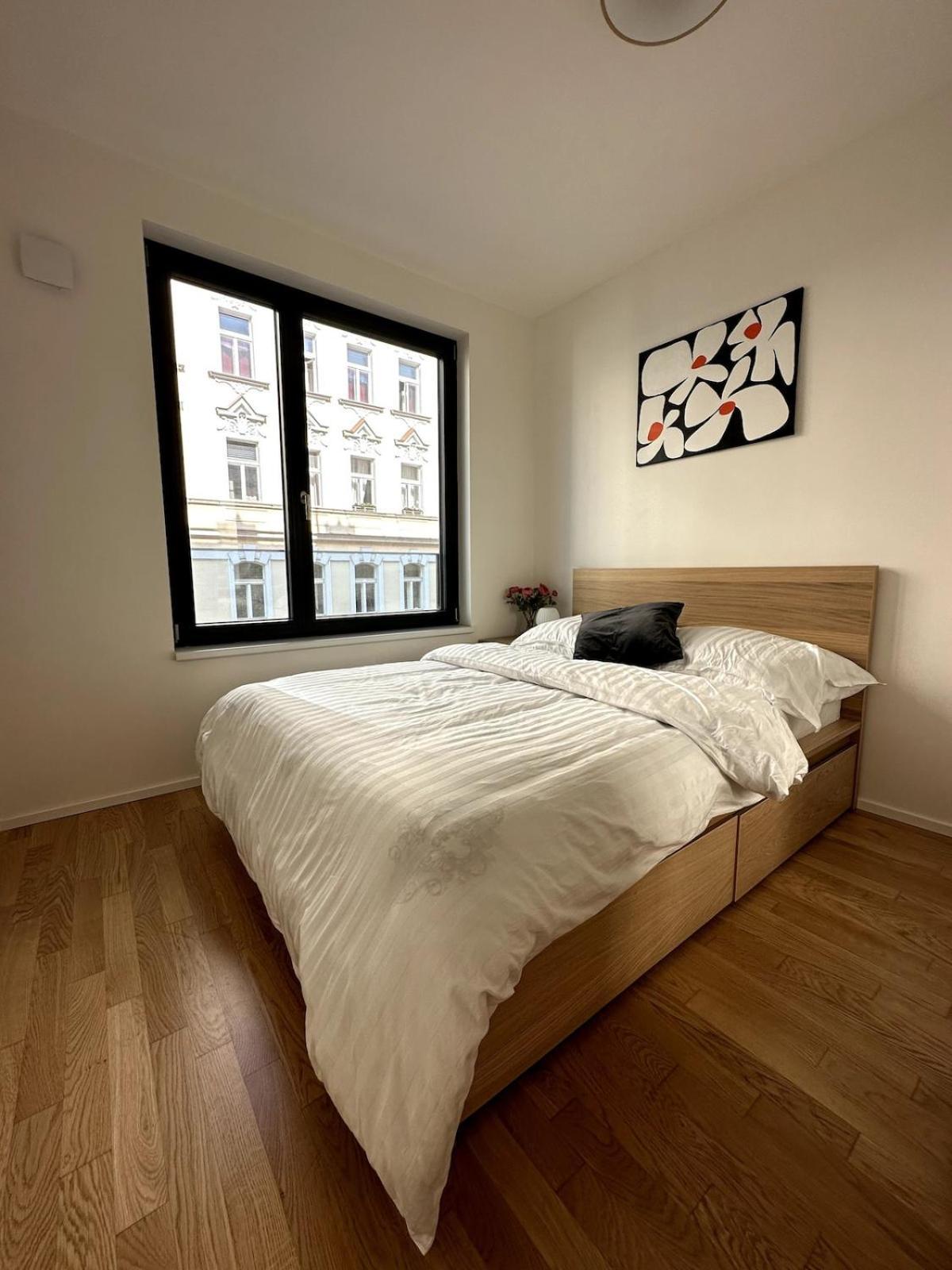 Appartement With Garage & Terrace